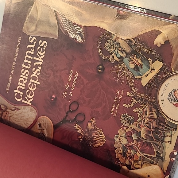 Victorian Christmas Keepsake Cross Stitch Pattern Book - Picture 4 of 16